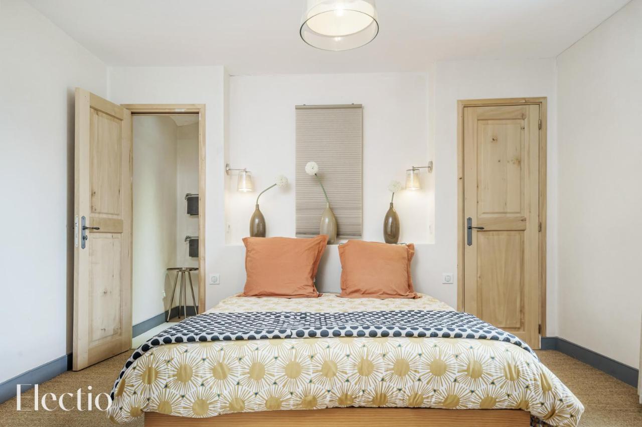 Parenthese En Luberon Hotell Rustrel Exteriör bild