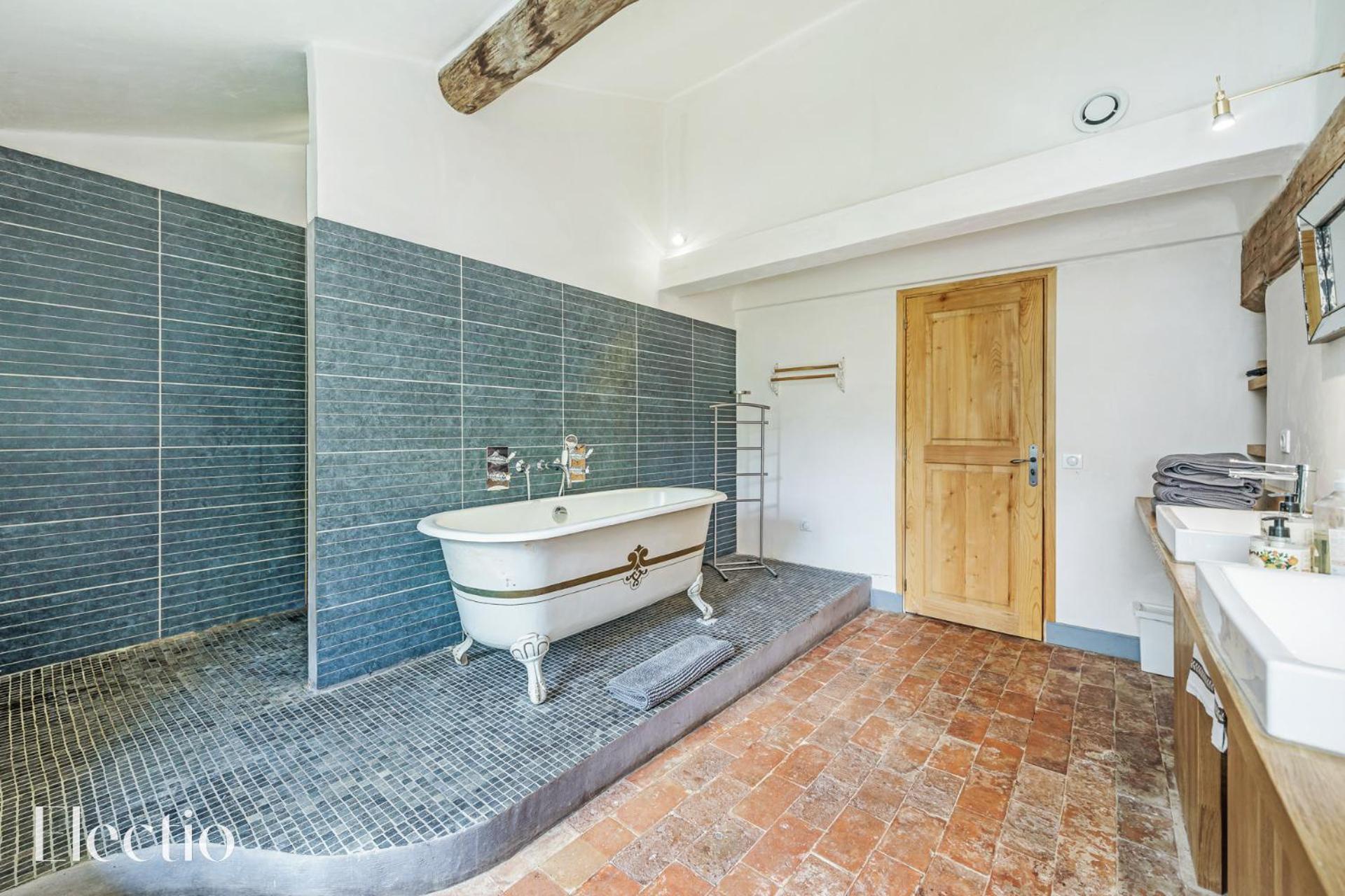Parenthese En Luberon Hotell Rustrel Exteriör bild